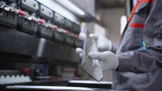 Cần bán phanh điện thông minh Trung Quốc 40Ton 1600mm